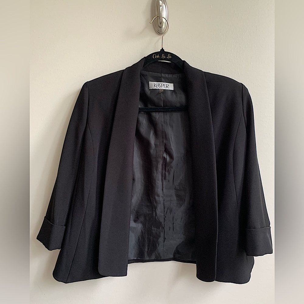Beautiful Black Blazer!